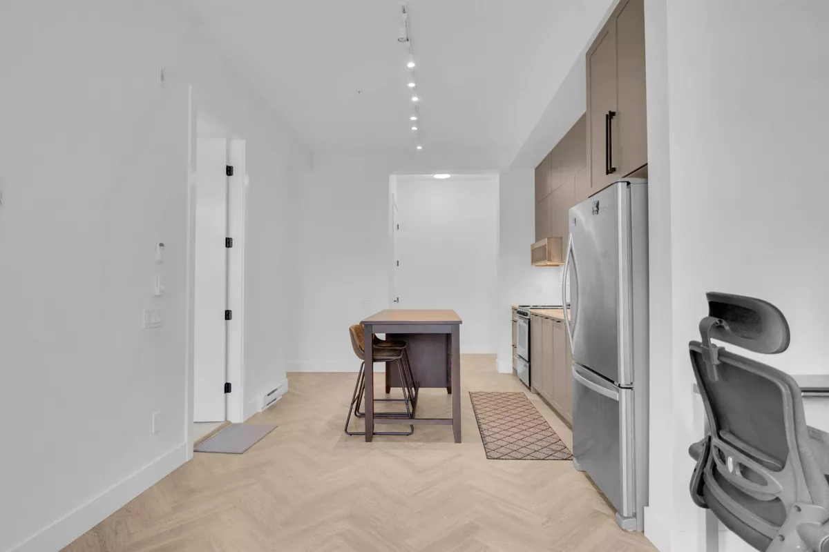 Basement Recreation Room Photo of 202 13929 105 Boulevard, Surrey, BC