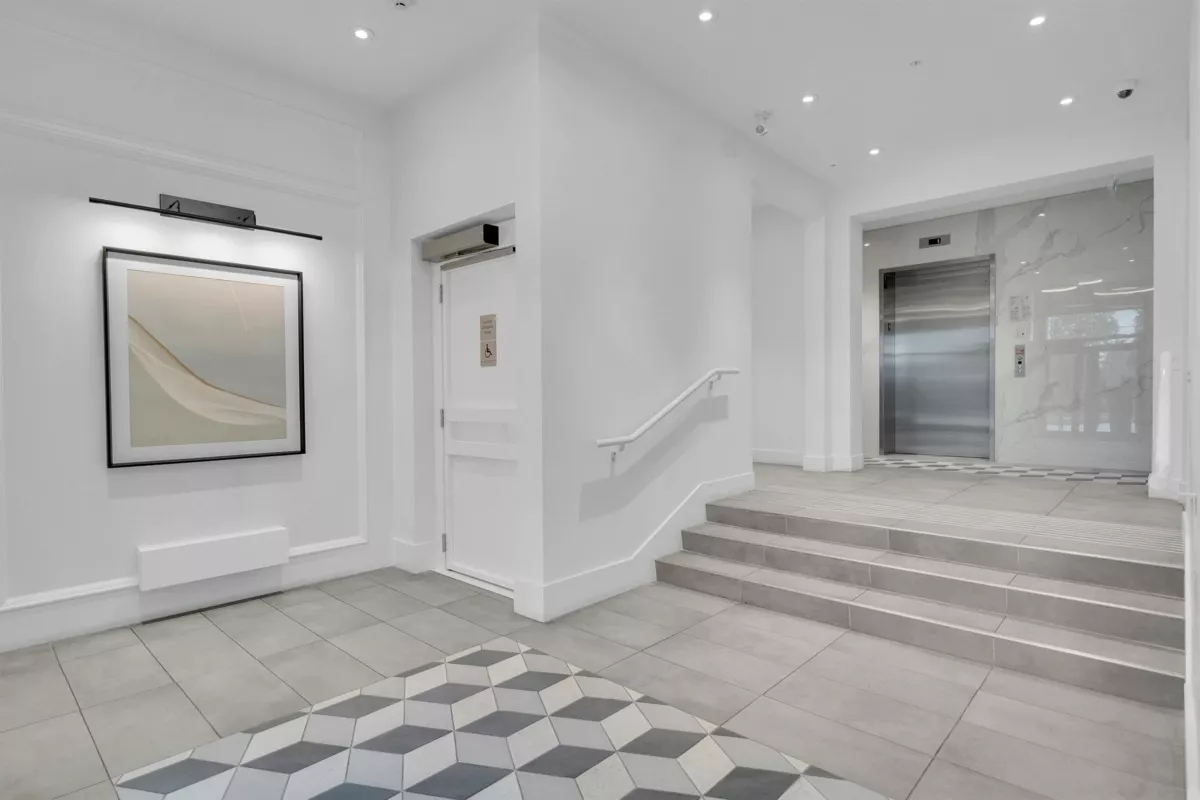 Dining Area Photo of 202 13929 105 Boulevard, Surrey, BC
