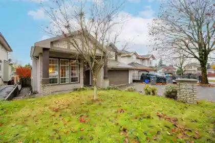 15210 82 Avenue, Surrey, BC, Surrey — Single Family Residence for sale