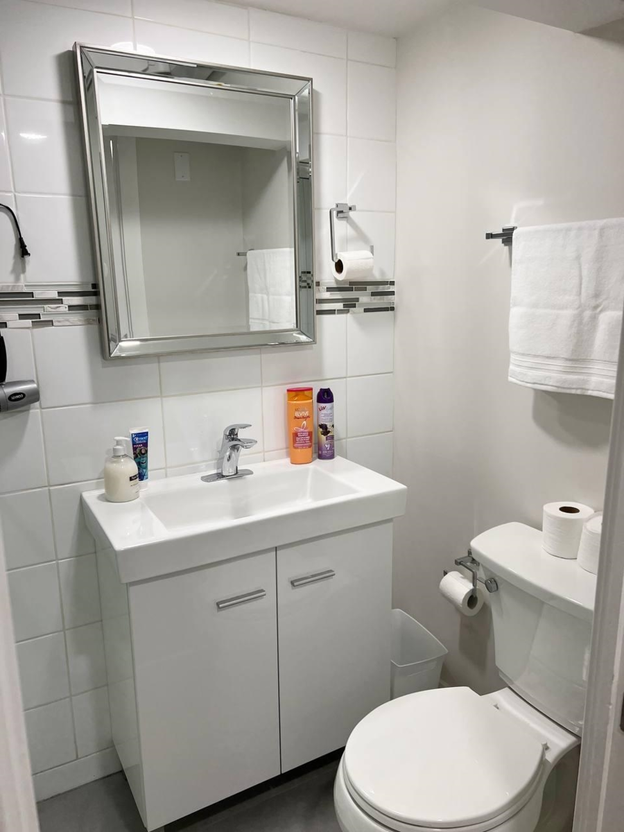 Bedroom 2 Photo of 515 W Queens Road, North Vancouver, BC