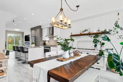 Kitchen Island Photo of 89 24076 112 Avenue, Maple Ridge, BC