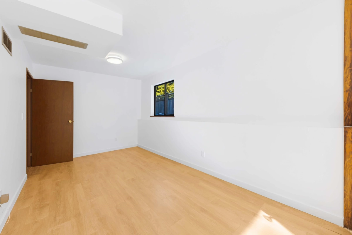 Office / Den Photo of 1273 Lynwood Avenue, Port Coquitlam, BC