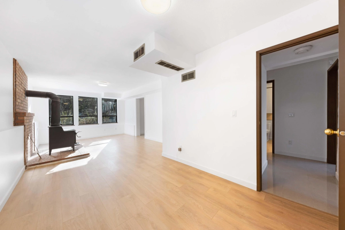 Outdoor Patio Photo of 1273 Lynwood Avenue, Port Coquitlam, BC