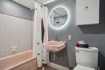 Primary Bedroom Photo of 204 1050 Chilco Street, Vancouver, BC