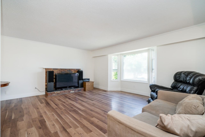 Dining Area Photo of 11856 77a Avenue, Delta, BC