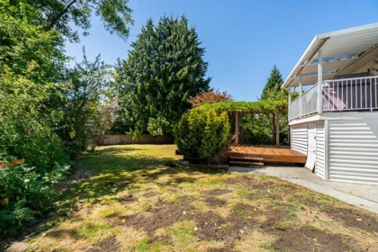 Staircase Photo of 11856 77a Avenue, Delta, BC