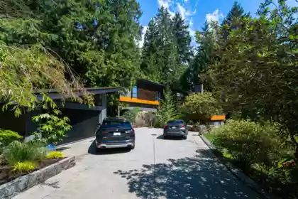 3985 Bayridge Avenue, West Vancouver, BC, West Vancouver — Single Family Residence for sale