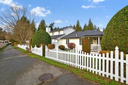Outdoor Deck Photo of 47 20761 Telegraph Trail, Langley, BC