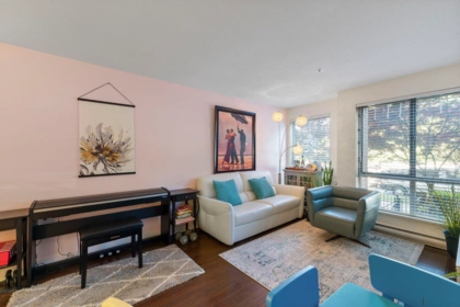 211 500 Royal Avenue, New Westminster, BC