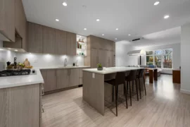 110 733 E 3rd Street, North Vancouver, BC