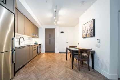 211 9228 Slopes Mews, Burnaby, BC