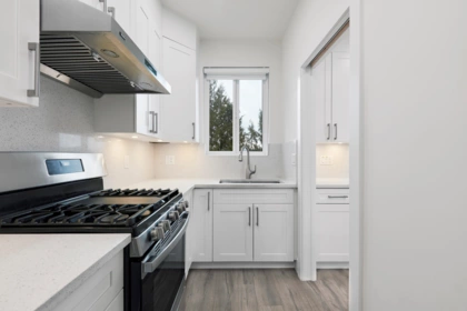 Guest Bathroom Photo of 10160 Rolley Crescent, Maple Ridge, BC