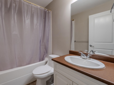 Walk-In Closet Photo of 25 31235 Upper Maclure Road, Abbotsford, BC