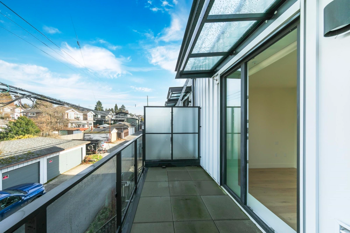 Staircase Photo of TH8 324 E Ridgeway Avenue, North Vancouver, BC