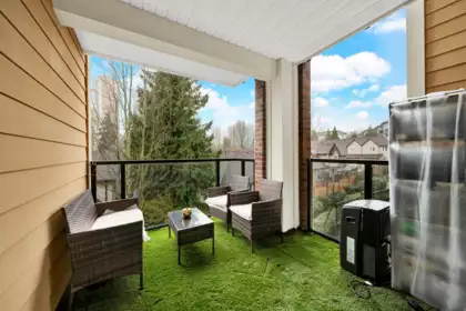 Loft / Bonus Room Photo of 305 13883 Laurel Drive, Surrey, BC