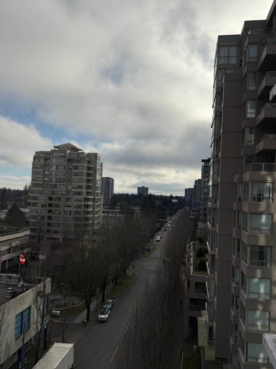 Entry Foyer Photo of 804 6133 Buswell Street, Richmond, BC