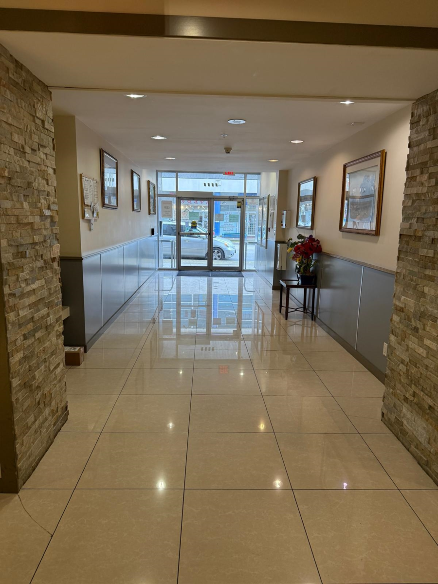 Front Yard Photo of 804 6133 Buswell Street, Richmond, BC