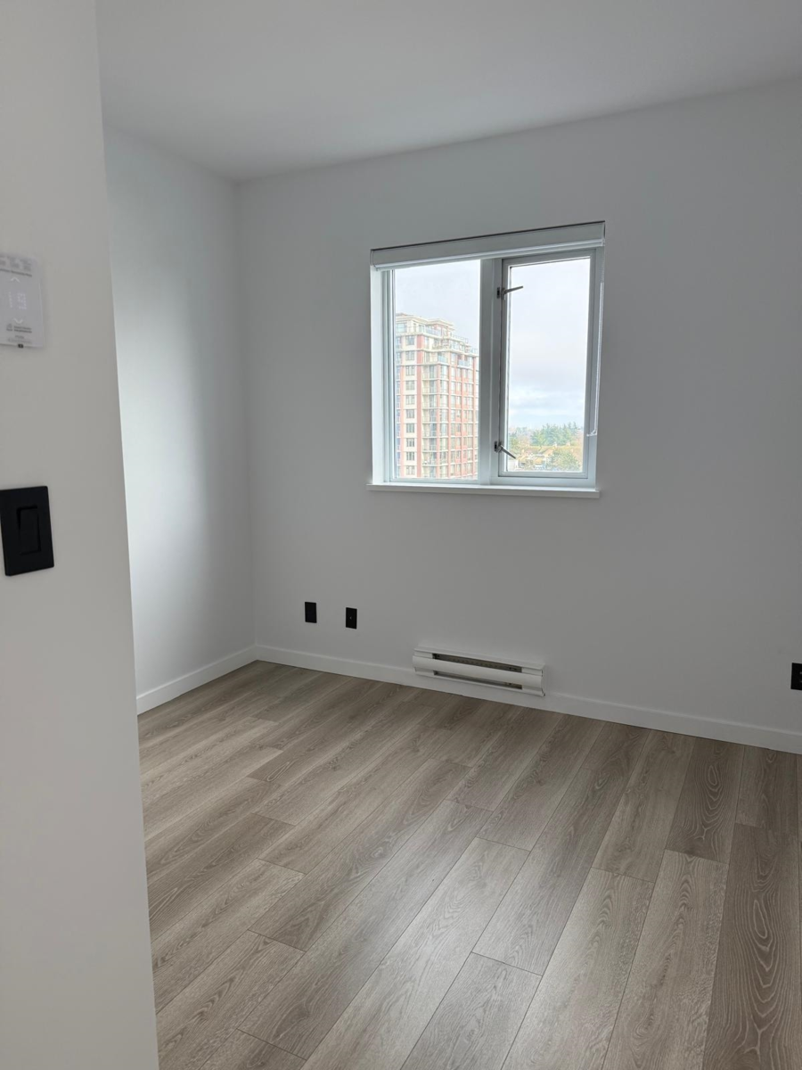 Laundry Room Photo of 804 6133 Buswell Street, Richmond, BC