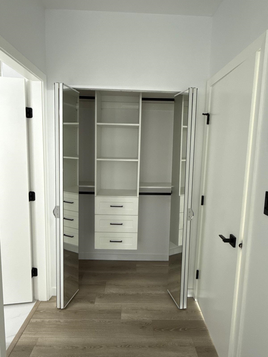 Loft / Bonus Room Photo of 804 6133 Buswell Street, Richmond, BC