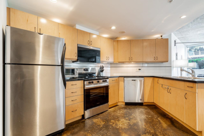 Primary Bedroom Photo of 917 Station Street, Vancouver, BC