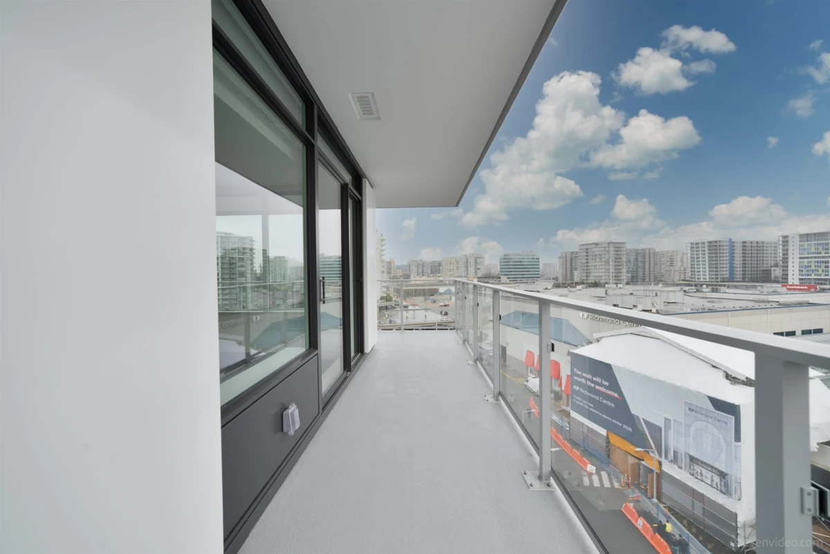 Entry Foyer Photo of 705 6200 Minoru Boulevard, Richmond, BC