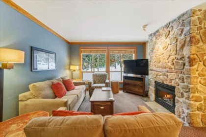 226A 2036 London Lane, Whistler, BC, Whistler — Apartment/Condo for sale