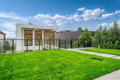 971 Adderley Street, North Vancouver, BC, Boulevard — 4 bed single family residence for sale