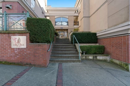 414 332 Lonsdale Avenue, North Vancouver, BC, North Vancouver — Apartment/Condo for sale