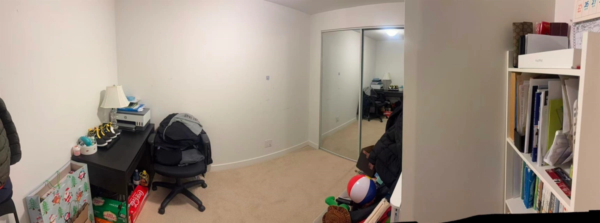 Walk-In Closet Photo of 605 7708 Alderbridge Way, Richmond, BC