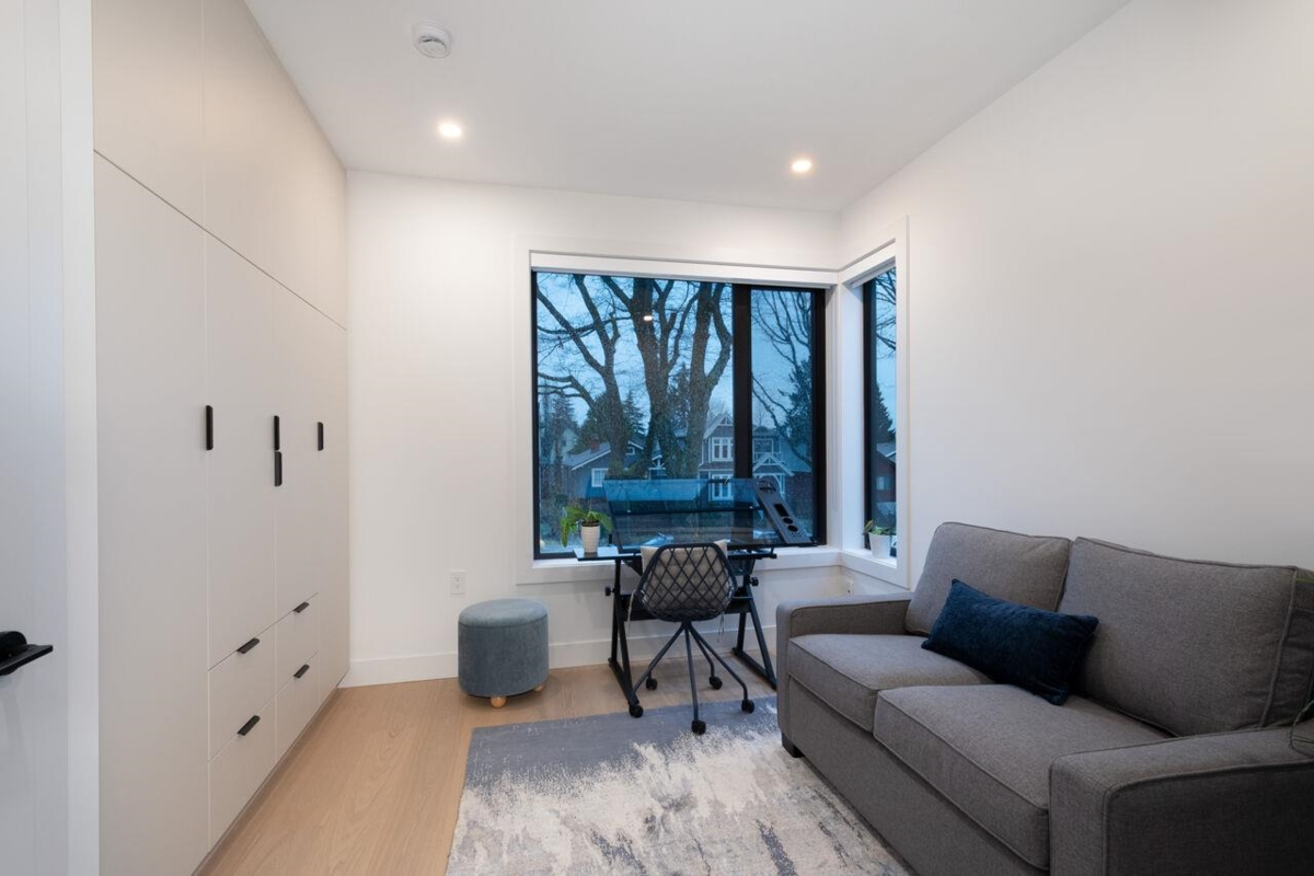 Outdoor Deck Photo of 2493 Eton Street, Vancouver, BC