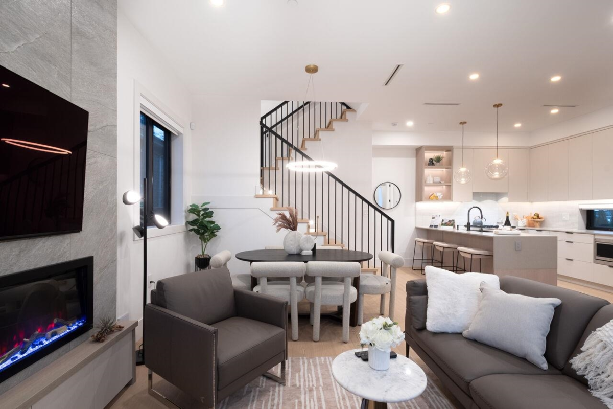 Primary Bathroom Photo of 2493 Eton Street, Vancouver, BC