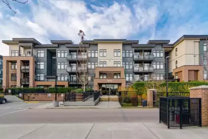 405 20058 Fraser Highway, Langley, BC, Langley — Apartment/Condo for sale