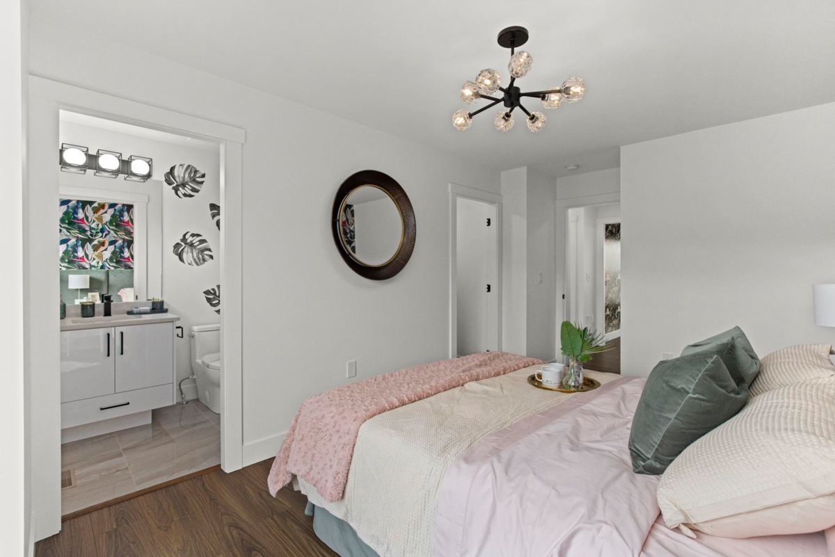 Entry Foyer Photo of 43 6035 141 Street, Surrey, BC