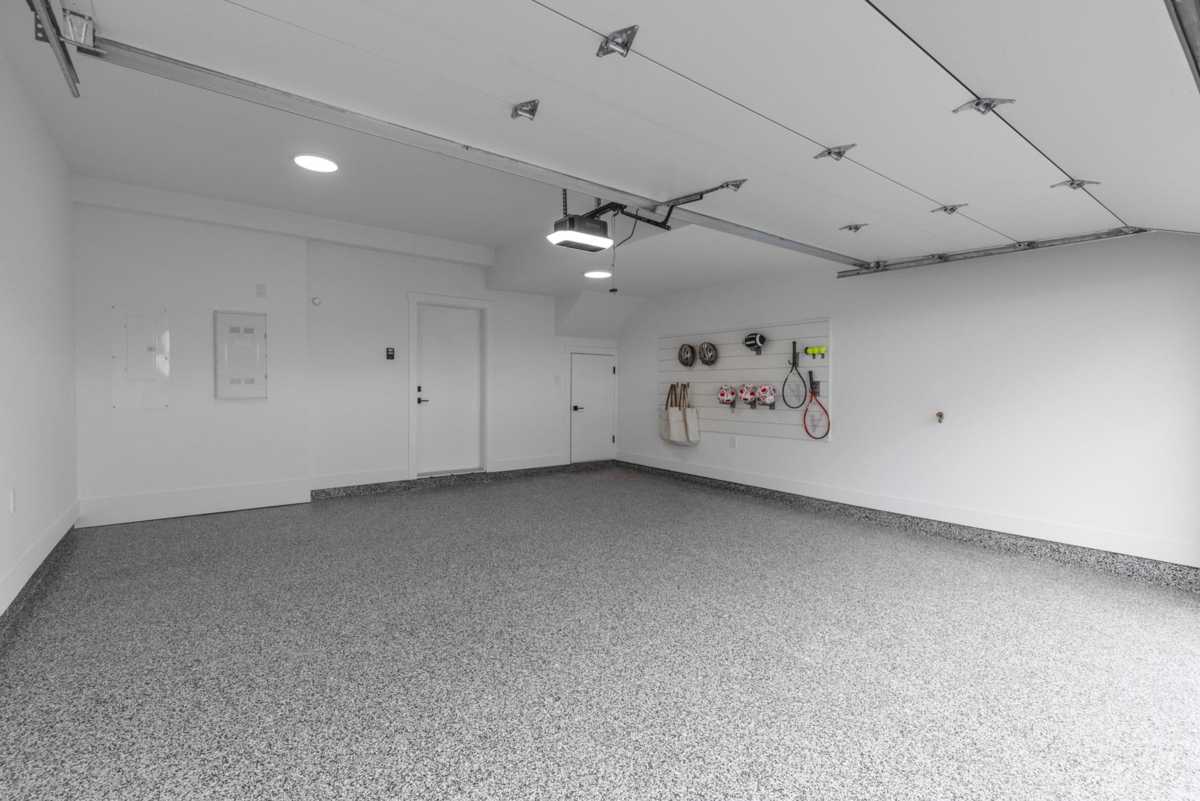 Swimming Pool Photo of 43 6035 141 Street, Surrey, BC