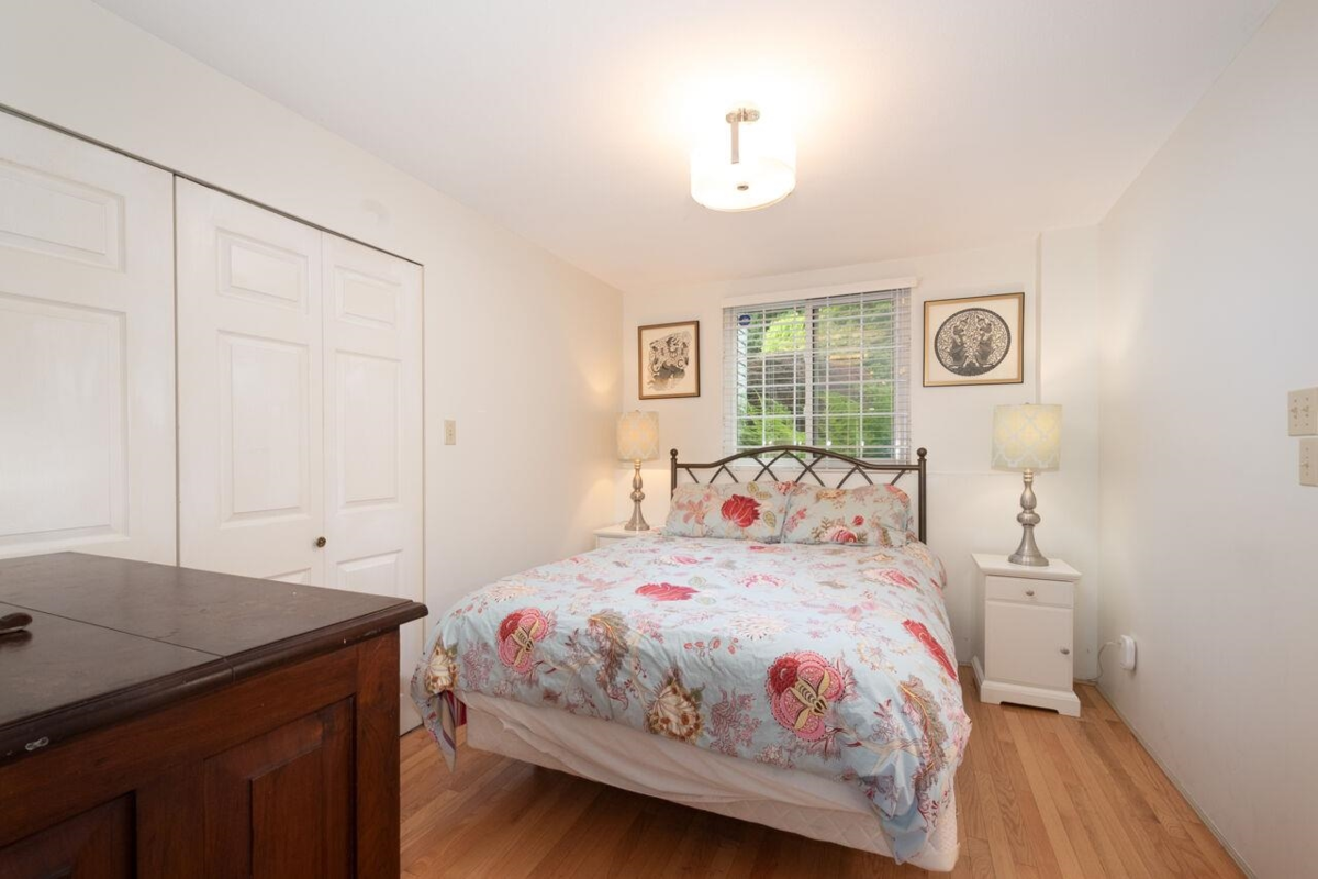 Outdoor Patio Photo of 530 E Queens Road, North Vancouver, BC