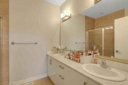 Hallway Photo of 93 8413 Midtown Way, Chilliwack, BC