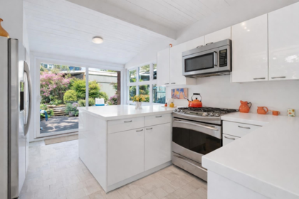 Pantry Photo of 2433 Mathers Avenue, West Vancouver, BC