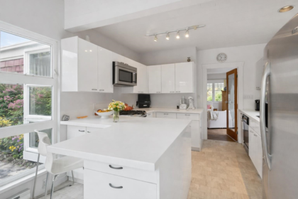 Primary Bedroom Photo of 2433 Mathers Avenue, West Vancouver, BC
