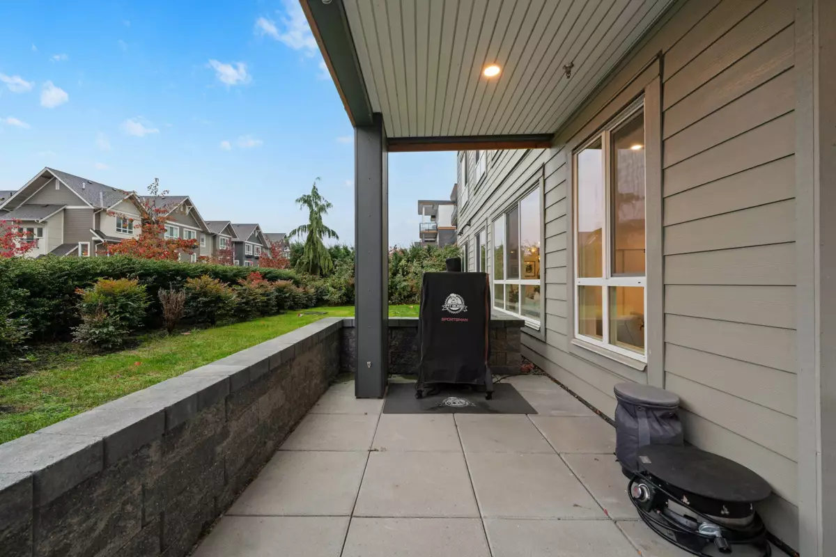 Guest Bathroom Photo of 108 1892 Starling Drive, Tsawwassen, BC