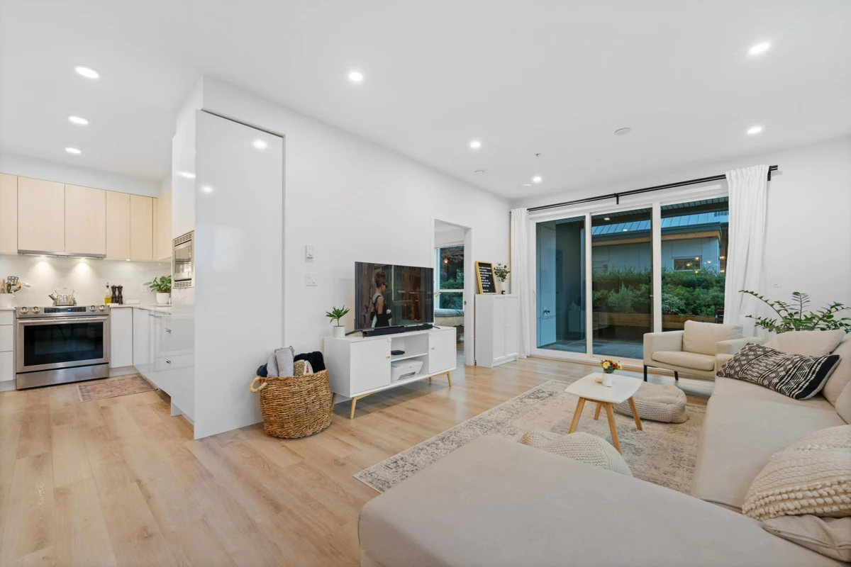 Primary Bathroom Photo of 108 1892 Starling Drive, Tsawwassen, BC