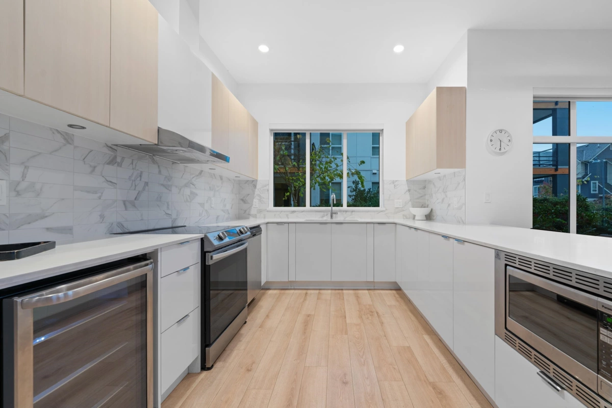 Swimming Pool Photo of 108 1892 Starling Drive, Tsawwassen, BC