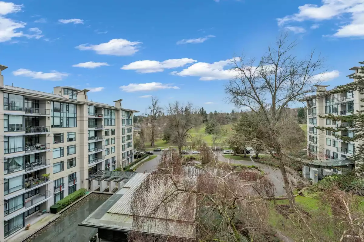 Dining Area Photo of 609 4685 Valley Drive, Vancouver, BC
