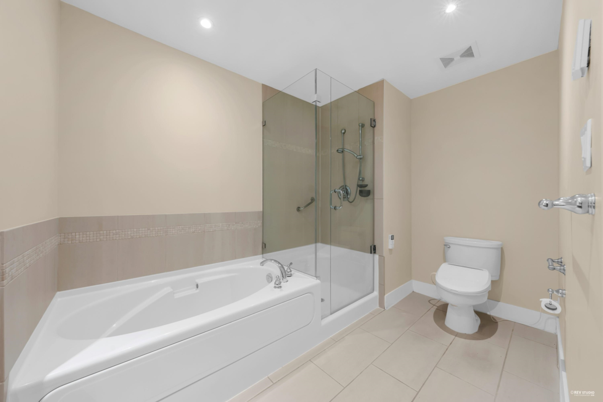 Laundry Room Photo of 609 4685 Valley Drive, Vancouver, BC