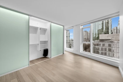 Breakfast Nook Photo of 1202 1499 W Pender Street, Vancouver, BC