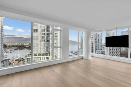 1202 1499 W Pender Street, Vancouver, BC