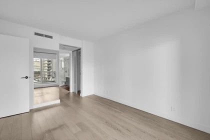 Walk-In Closet Photo of 1202 1499 W Pender Street, Vancouver, BC