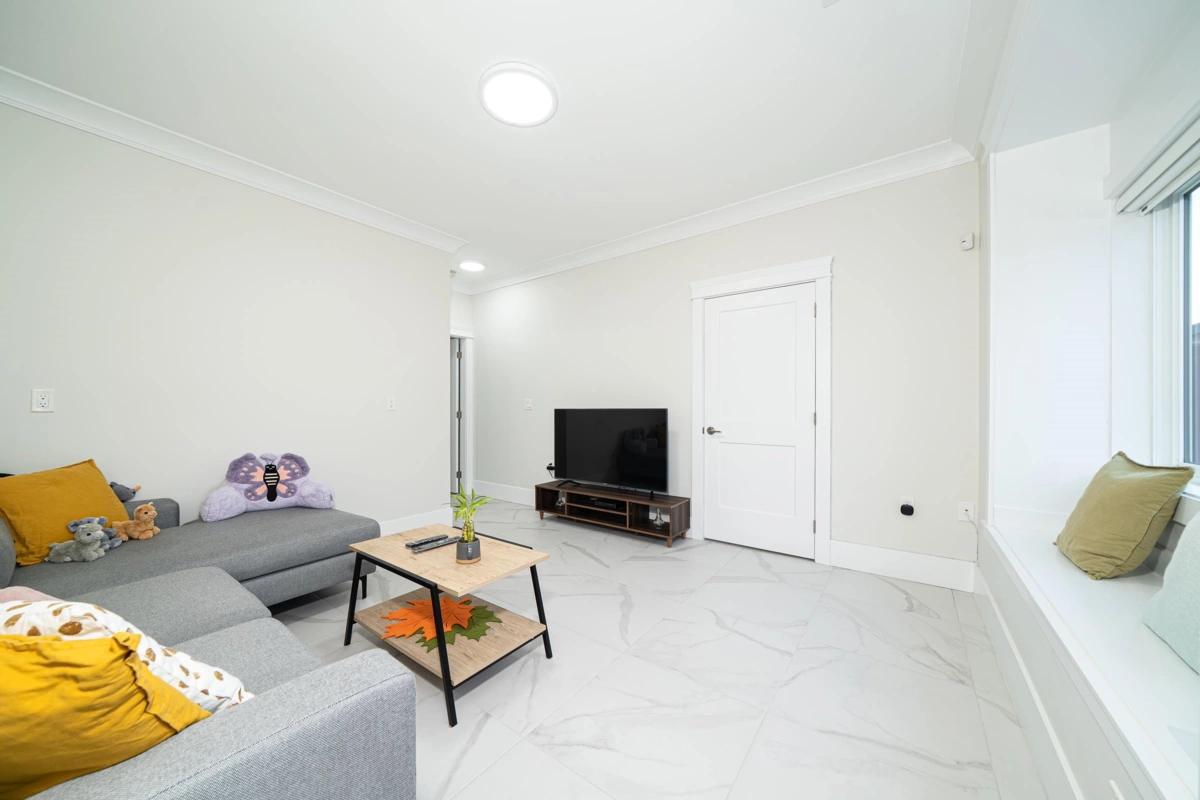 Bedroom 4 Photo of 5180 Lorraine Avenue, Burnaby, BC