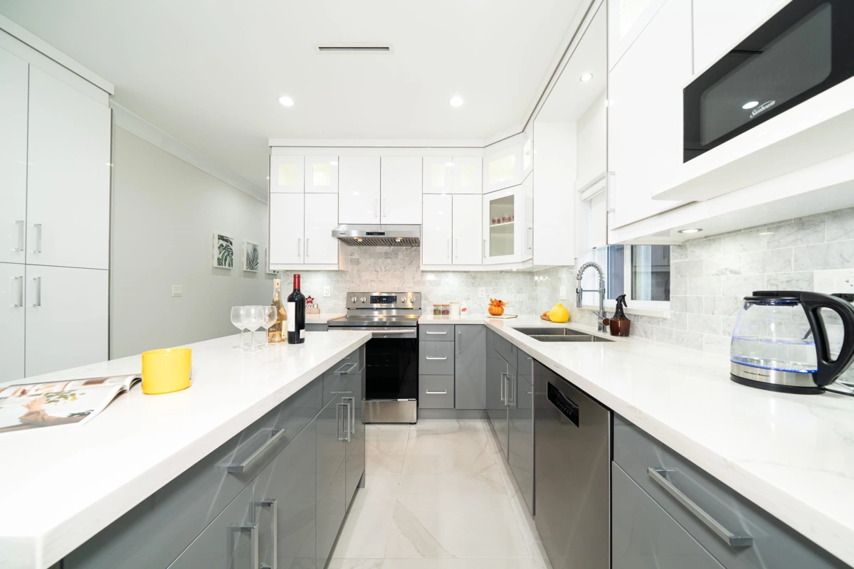 Breakfast Nook Photo of 5180 Lorraine Avenue, Burnaby, BC