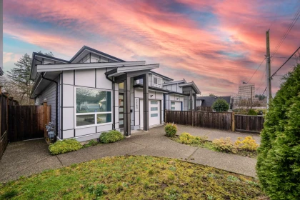 5180 Lorraine Avenue, Burnaby, BC, Burnaby — Half Duplex for sale