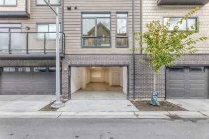 Staircase Photo of 54 4337 Boundary Road, Richmond, BC